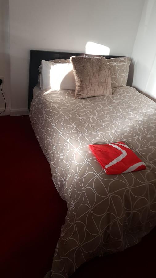 Hatfield Suites Hatfield (Hertfordshire) Bagian luar foto
